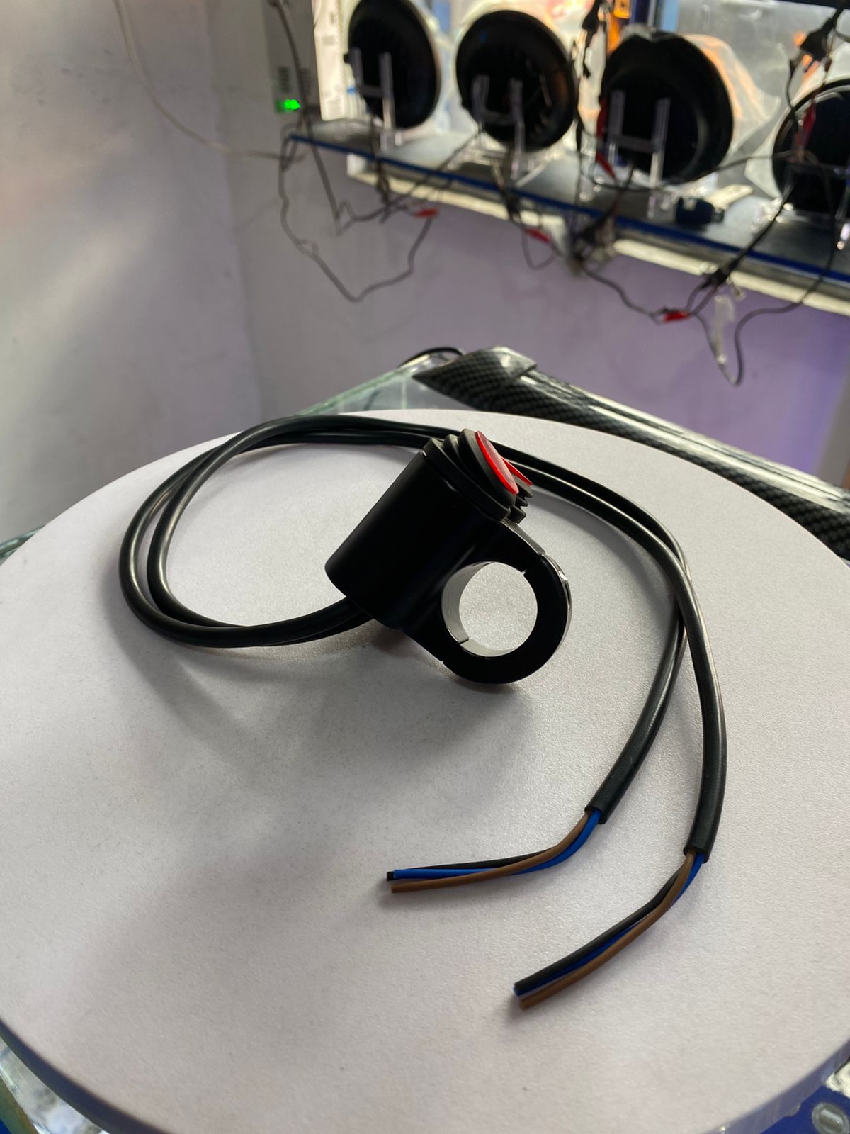 INTERRUPTOR DE 2 Y 3 POCICIONES (TK025)